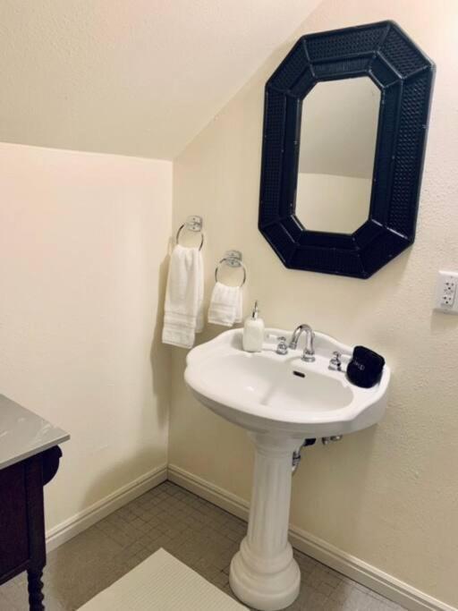 The Founders Suite At The Historic Kanab Inn Extérieur photo